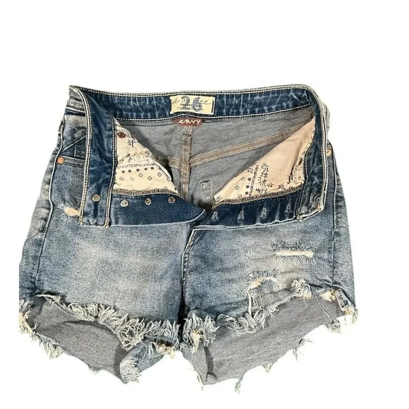 We The Free People CRVY High Rise Shorts Women's 26 Raw Hem Denim Stretch Used - Picture 3 of 7